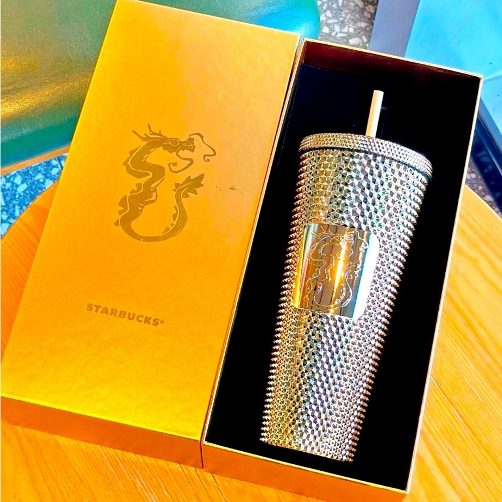 New Starbucks 2024 China Year of Dragon 24oz golden Studded Cup Tumbler with Box